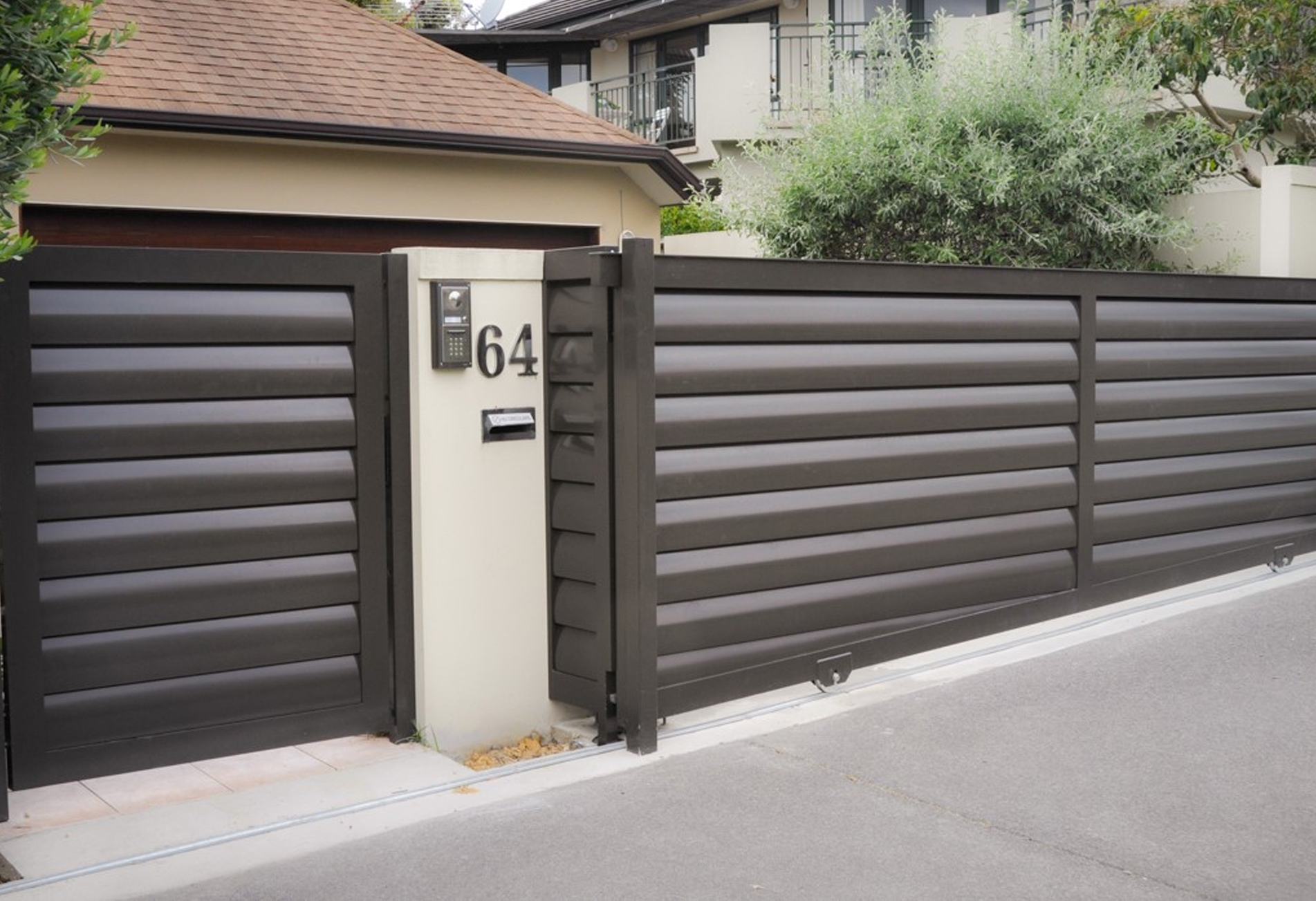 KLIZNA I PREKLOPNA VRATA